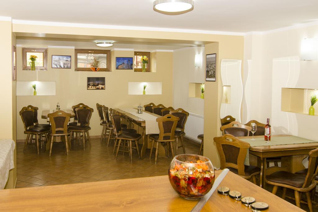 Pension Alexia Sibiu Ngoại thất bức ảnh
