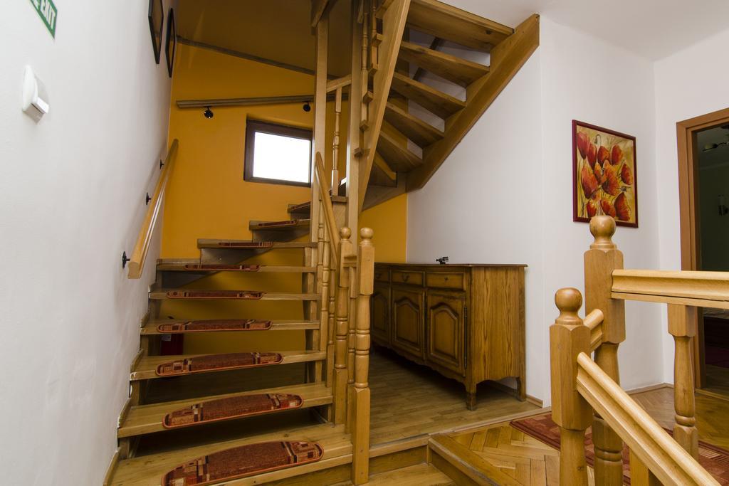 Pension Alexia Sibiu Ngoại thất bức ảnh
