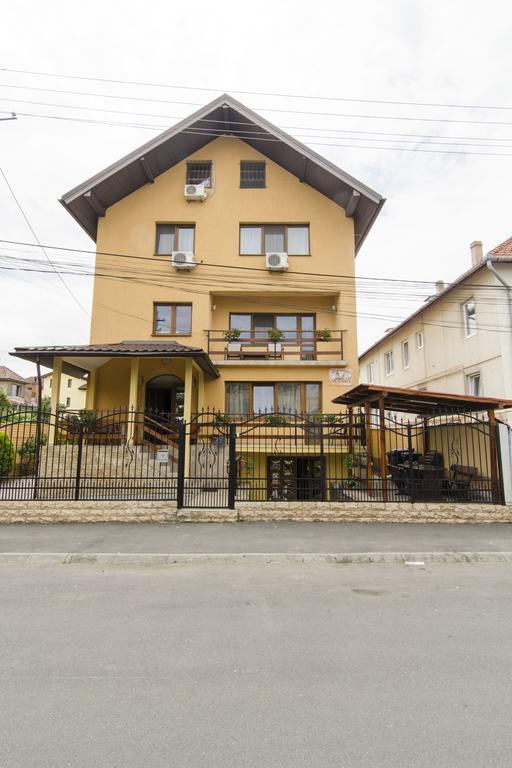 Pension Alexia Sibiu Ngoại thất bức ảnh